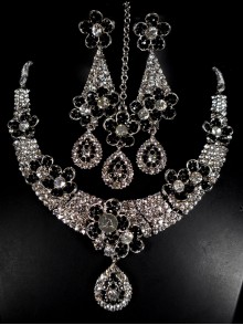 Rhodium Necklace Set